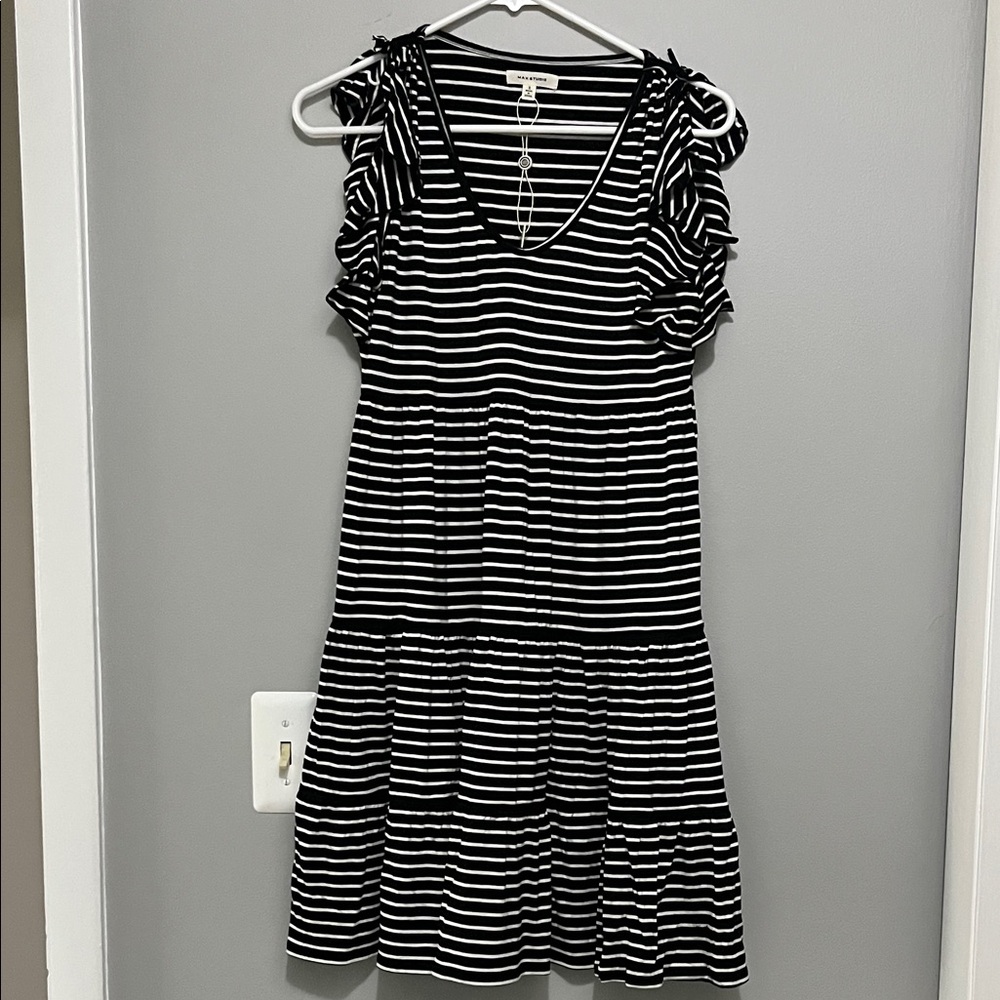NWT Max Studio Black and White Striped Dress